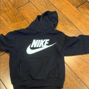 Black and white nike hoodie size 4
